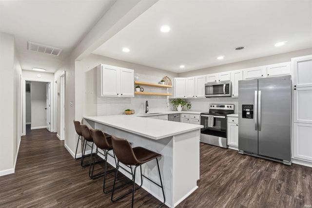 500 N Hendricks Avenue, Marion, IN 46952