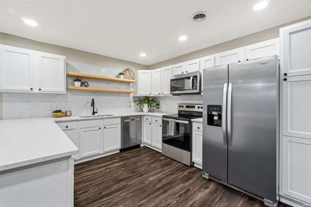 500 N Hendricks Avenue, Marion, IN 46952