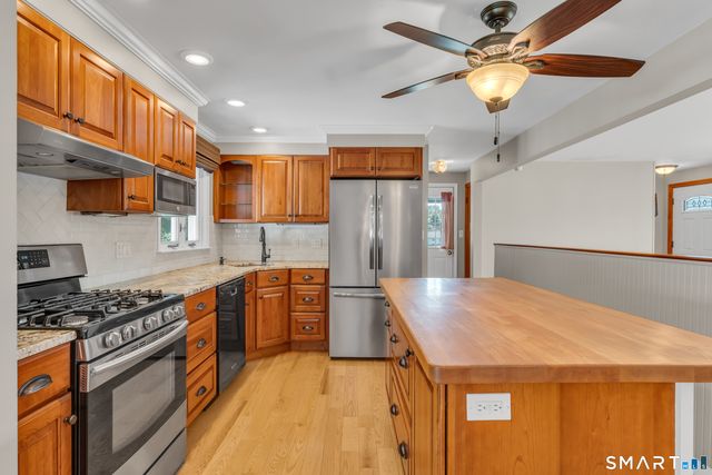 9 Robin Drive, East Haven, CT 06513
