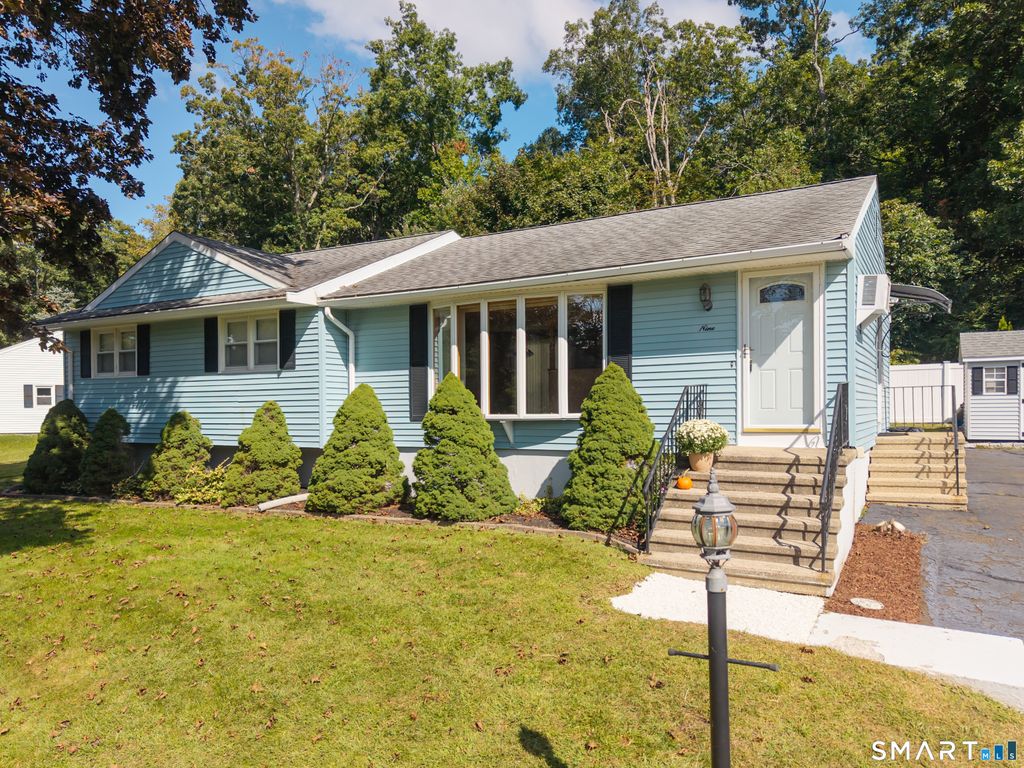 9 Robin Drive, East Haven, CT 06513
