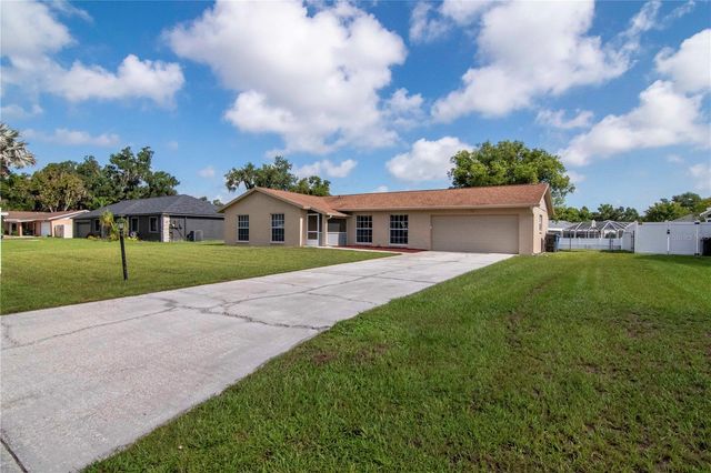 1208 LADY GUINEVERE DRIVE, Valrico, FL 33594