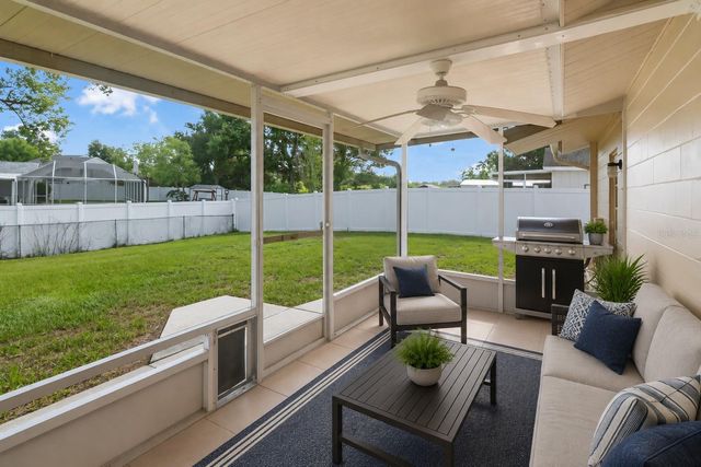 1208 LADY GUINEVERE DRIVE, Valrico, FL 33594