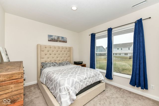 10545 Oak Bend Boulevard, Indianapolis, IN 46239