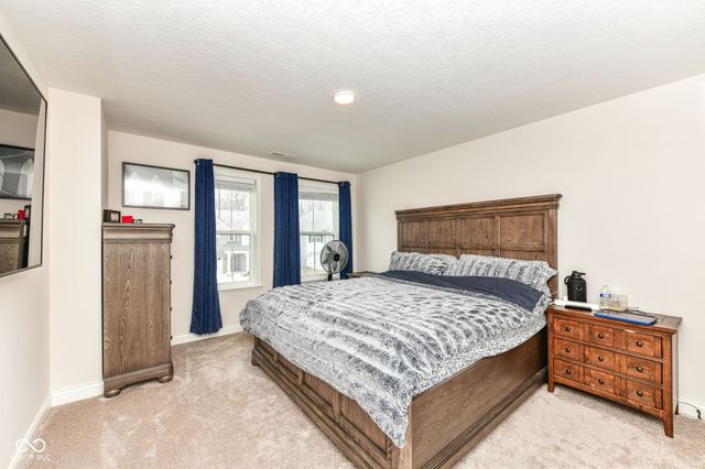 10545 Oak Bend Boulevard, Indianapolis, IN 46239