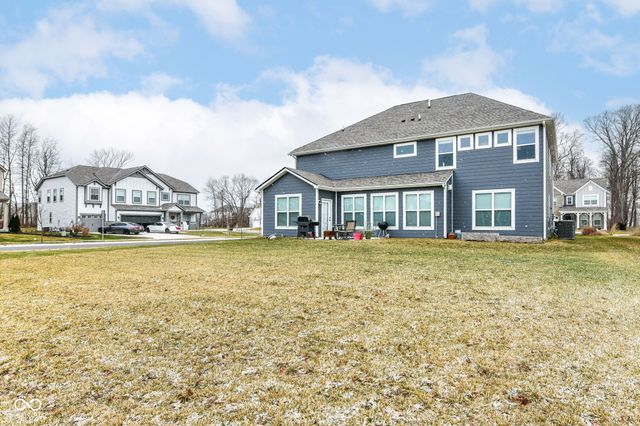 10545 Oak Bend Boulevard, Indianapolis, IN 46239