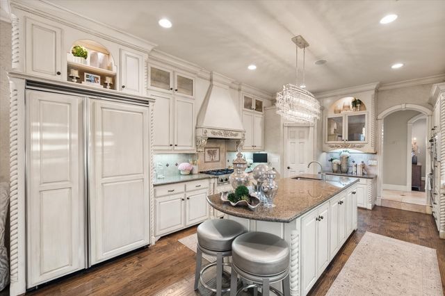 2325 Panorama Court, Arlington, TX 76016