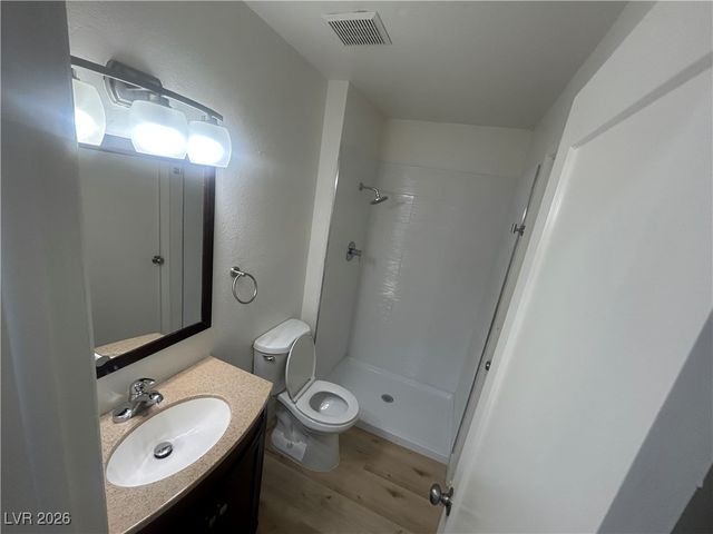 5900 Fawn Avenue, Las Vegas, NV 89107