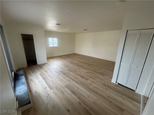 5900 Fawn Avenue, Las Vegas, NV 89107