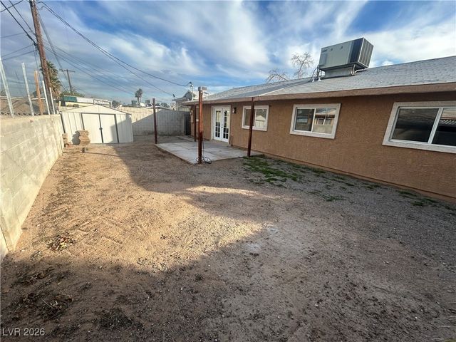5900 Fawn Avenue, Las Vegas, NV 89107