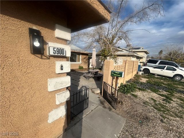 5900 Fawn Avenue, Las Vegas, NV 89107