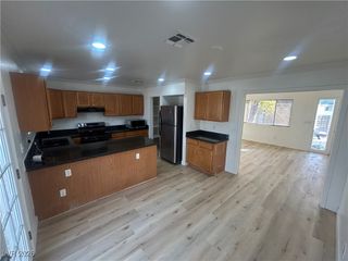 5900 Fawn Avenue, Las Vegas, NV 89107
