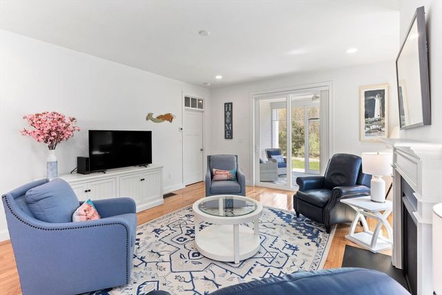 57 Yvonne Lane, Rehoboth, MA 02769