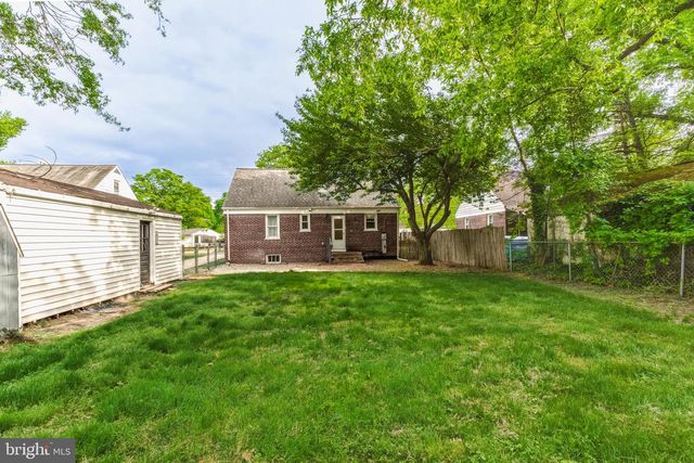 5 DIXIE DR, Penns Grove, NJ 08069