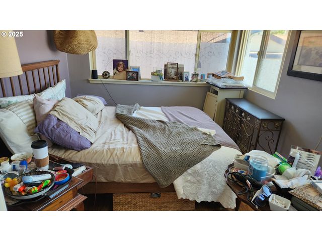 505 E 13TH St, The Dalles, OR 97058