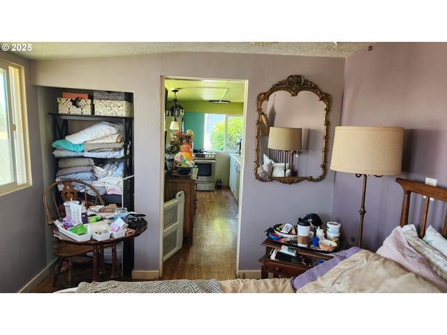 505 E 13TH St, The Dalles, OR 97058