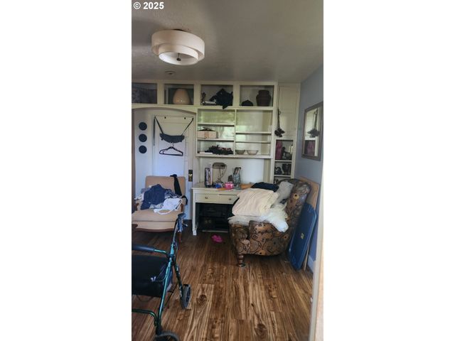 505 E 13TH St, The Dalles, OR 97058