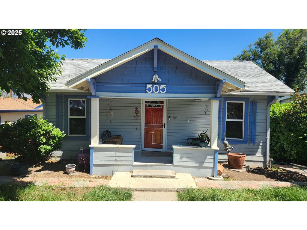 505 E 13TH St, The Dalles, OR 97058