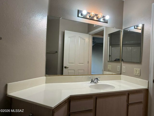 5751 N Kolb Rd Unit 11102, Tucson, AZ 85750