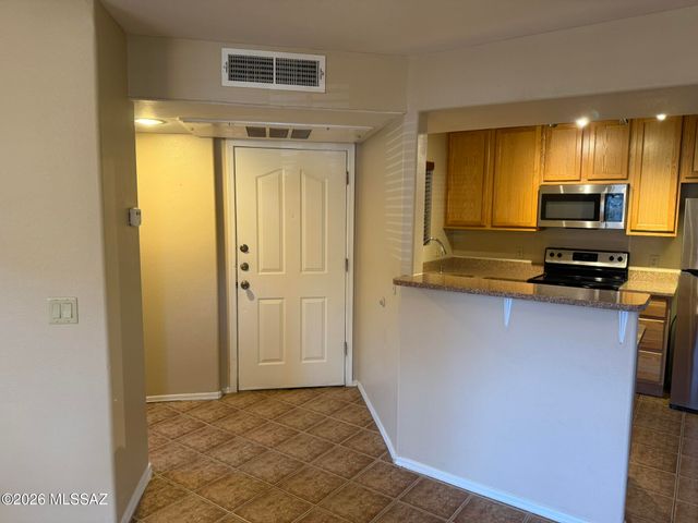 5751 N Kolb Rd Unit 11102, Tucson, AZ 85750