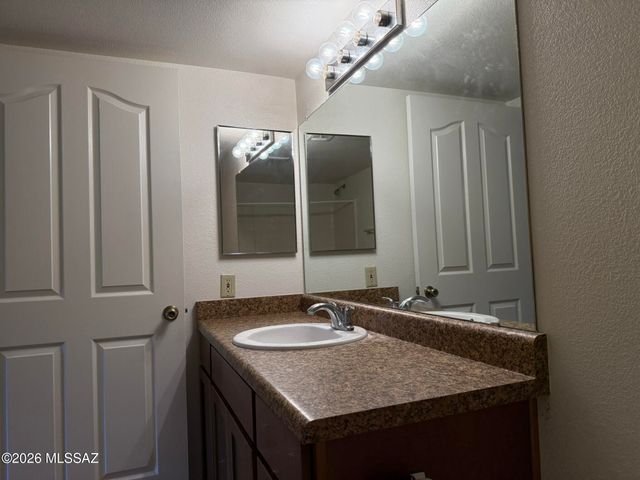 5751 N Kolb Rd Unit 11102, Tucson, AZ 85750