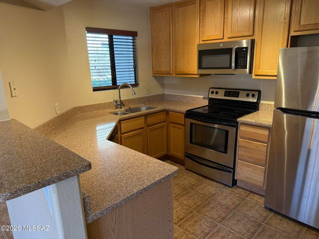 5751 N Kolb Rd Unit 11102, Tucson, AZ 85750