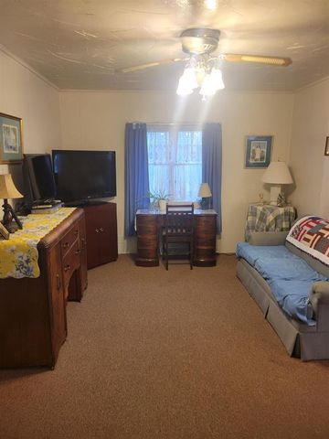 N4521 W Shoreplace Road, Cambridge, WI 53523