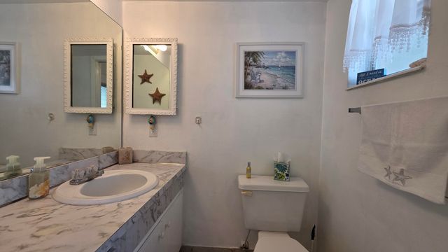 2900 NW 46th Avenue 213, Lauderdale Lakes, FL 33313