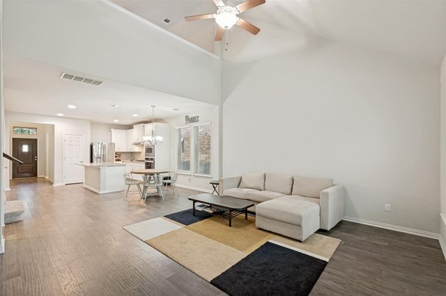 508 Peregrine WAY, Leander, TX 78641