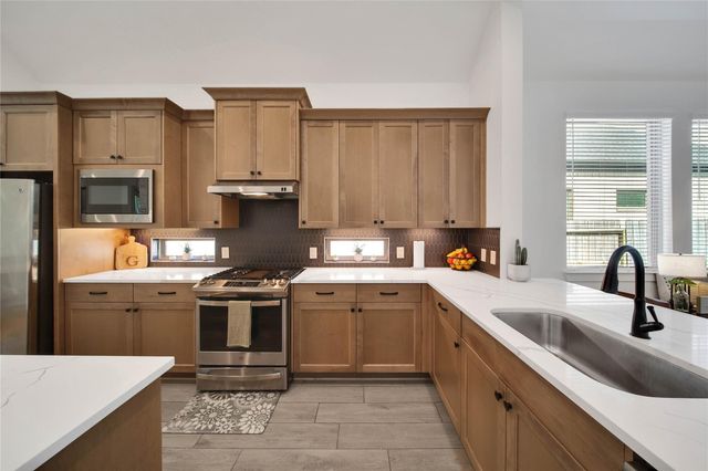 124 Alder Wood Terrace Court, Conroe, TX 77318