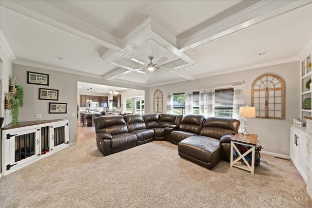 875 Grande Oaks Drive, Hamilton Twp, OH 45152