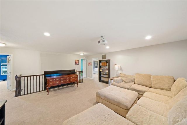875 Grande Oaks Drive, Hamilton Twp, OH 45152