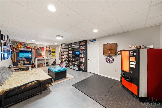 875 Grande Oaks Drive, Hamilton Twp, OH 45152