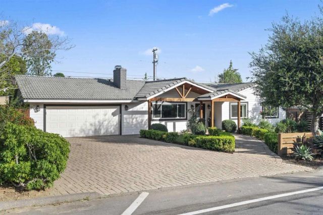 804 Cypress Drive, Vista, CA 92084