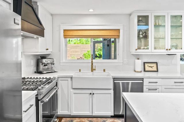 804 Cypress Drive, Vista, CA 92084