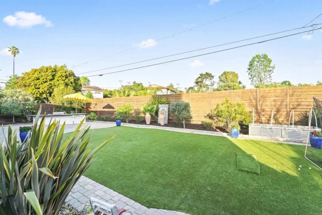 804 Cypress Drive, Vista, CA 92084