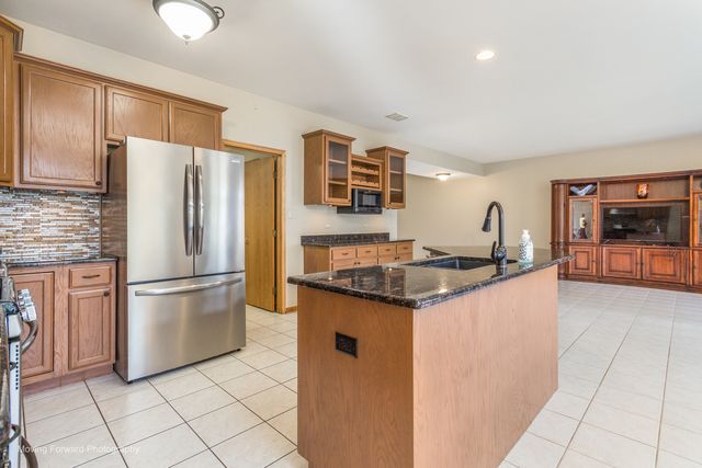 14825 Steven Court, Lemont, IL 60439