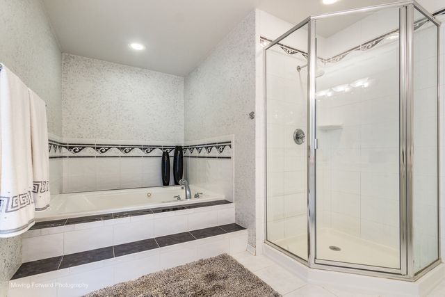 14825 Steven Court, Lemont, IL 60439