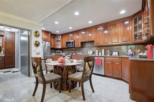 1401 Valley View 206, Glendale, CA 91202