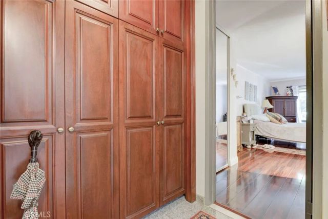 1401 Valley View 206, Glendale, CA 91202