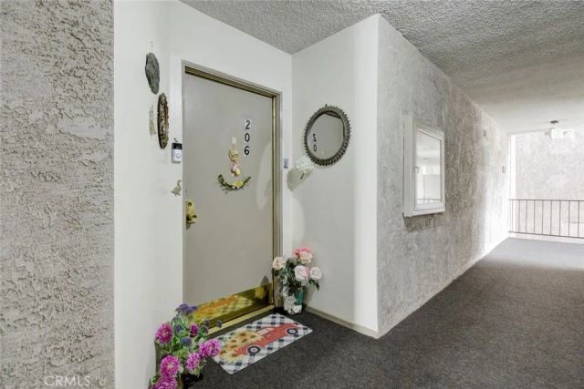 1401 Valley View 206, Glendale, CA 91202