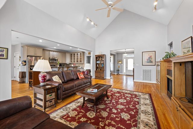 611 N Stewart Lane, Rising Fawn, GA 30738
