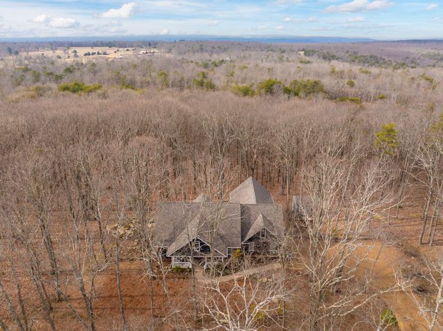 611 N Stewart Lane, Rising Fawn, GA 30738