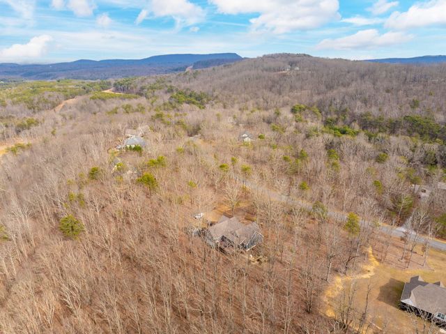 611 N Stewart Lane, Rising Fawn, GA 30738