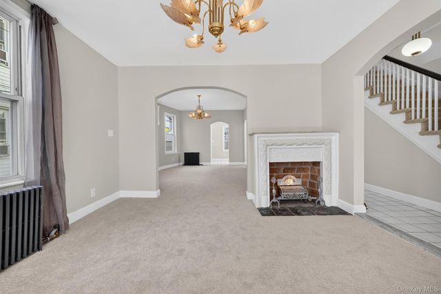 124 Sherwood Avenue, Yonkers, NY 10704