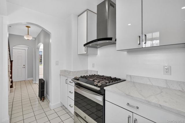 124 Sherwood Avenue, Yonkers, NY 10704