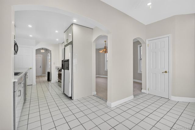 124 Sherwood Avenue, Yonkers, NY 10704