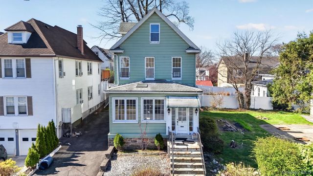 124 Sherwood Avenue, Yonkers, NY 10704