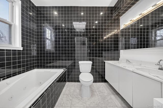 124 Sherwood Avenue, Yonkers, NY 10704