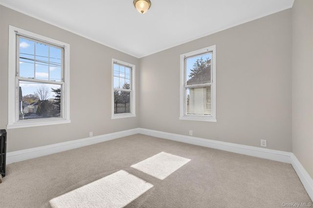 124 Sherwood Avenue, Yonkers, NY 10704