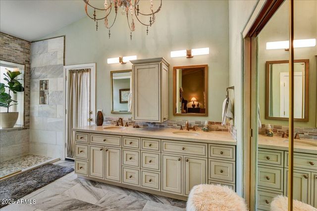 19457 N 87TH Drive, Peoria, AZ 85382